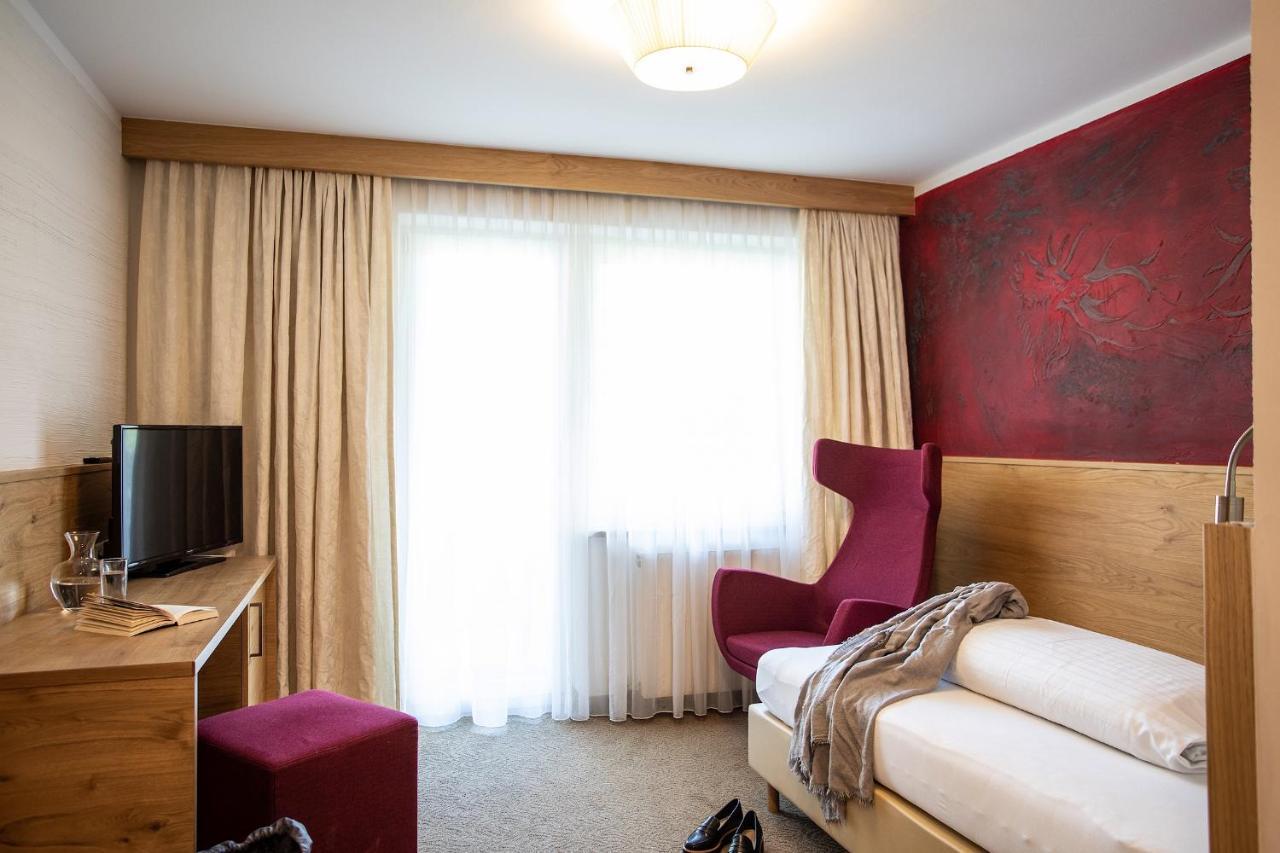 Hotel Zum Hirschen イムスト 部屋 写真